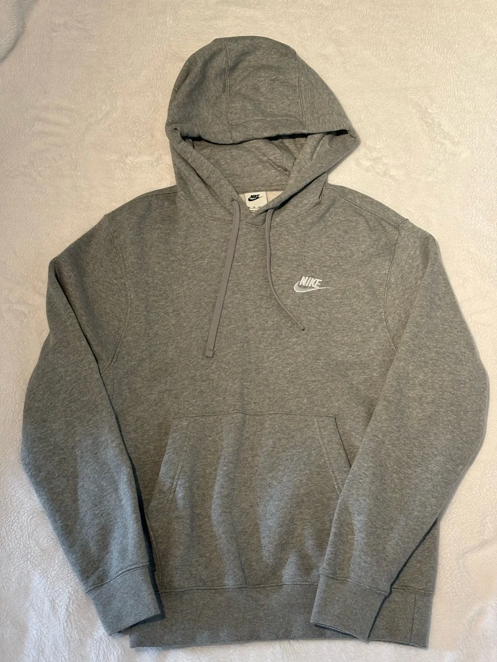 Nike Men’s Grey Pullover Hoodie